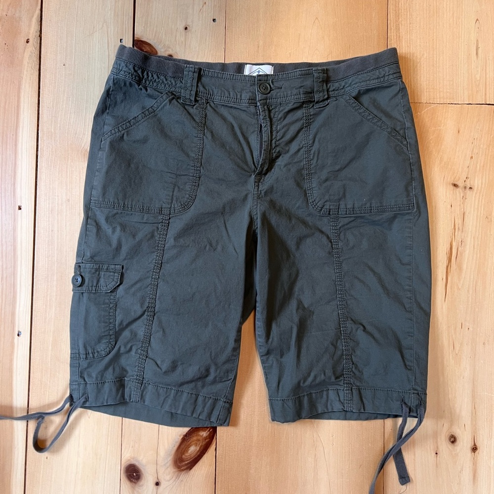 St. John's Bay Olive Green Cargo Shorts